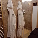 Sole E Luna - Jacuzzi E Relax Appartement Neviano