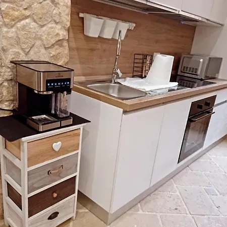 Sole E Luna - Jacuzzi E Relax Daire *