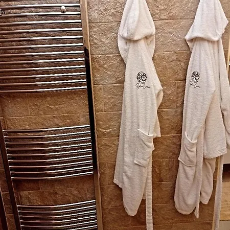 Sole E Luna - Jacuzzi E Relax