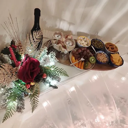 Sole E Luna - Jacuzzi E Relax Appartamento