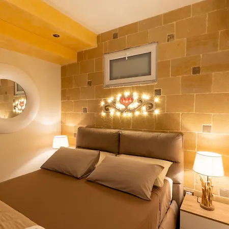 Sole E Luna - Jacuzzi E Relax Apartament
