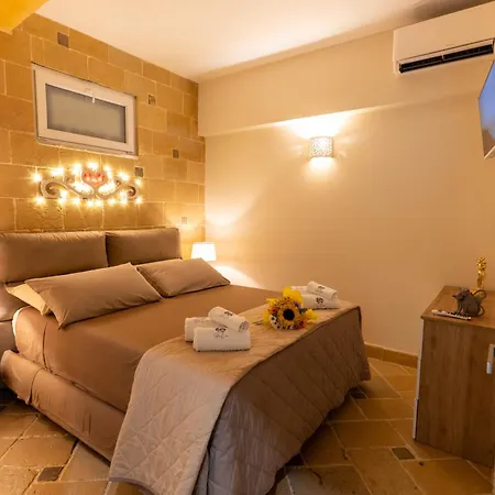Sole E Luna - Jacuzzi E Relax Apartament
