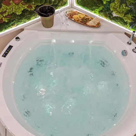 Apartament Sole E Luna - Jacuzzi E Relax