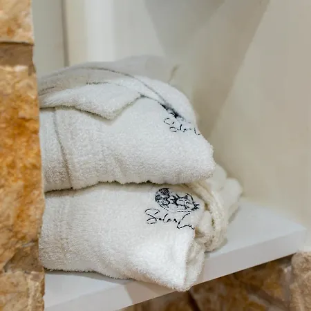 Sole E Luna - Jacuzzi E Relax Apartamento