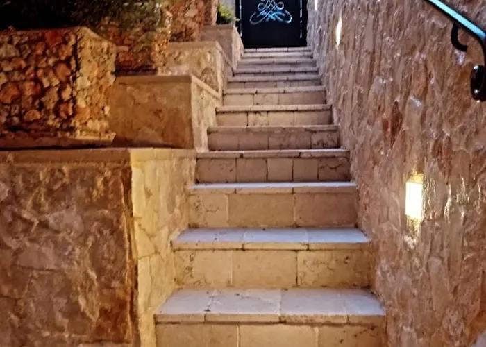 Sole E Luna - Jacuzzi E Relax Neviano