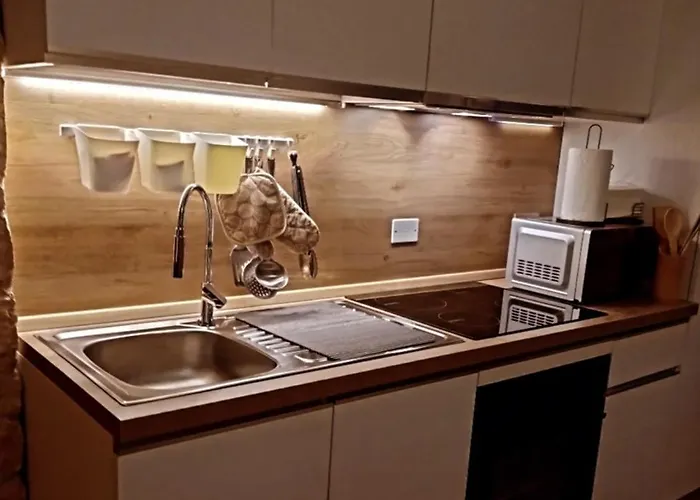 Sole E Luna - Jacuzzi E Relax Neviano