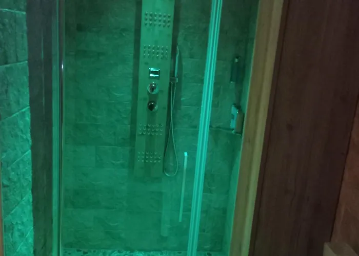 Sole E Luna - Jacuzzi E Relax Neviano