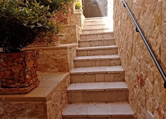 Sole E Luna - Jacuzzi E Relax Appartamento