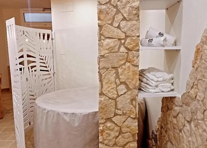 Sole E Luna - Jacuzzi E Relax Appartamento *